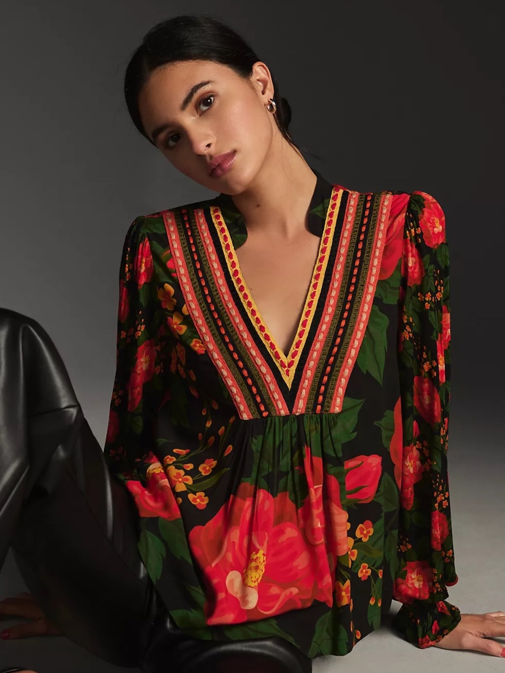 Bl-nk London Stephanie Long-Sleeve V-Neck Floral Top Boho Feminine XS no flaws